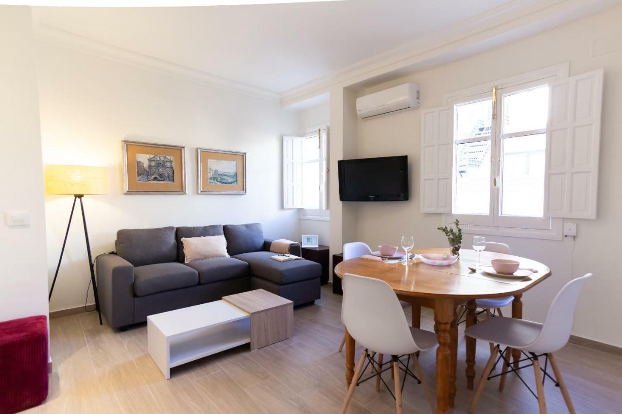 Alameda Mercado De Feria I - 2 Habitaciones Y 2 Banos เซบีญา ภายนอก รูปภาพ