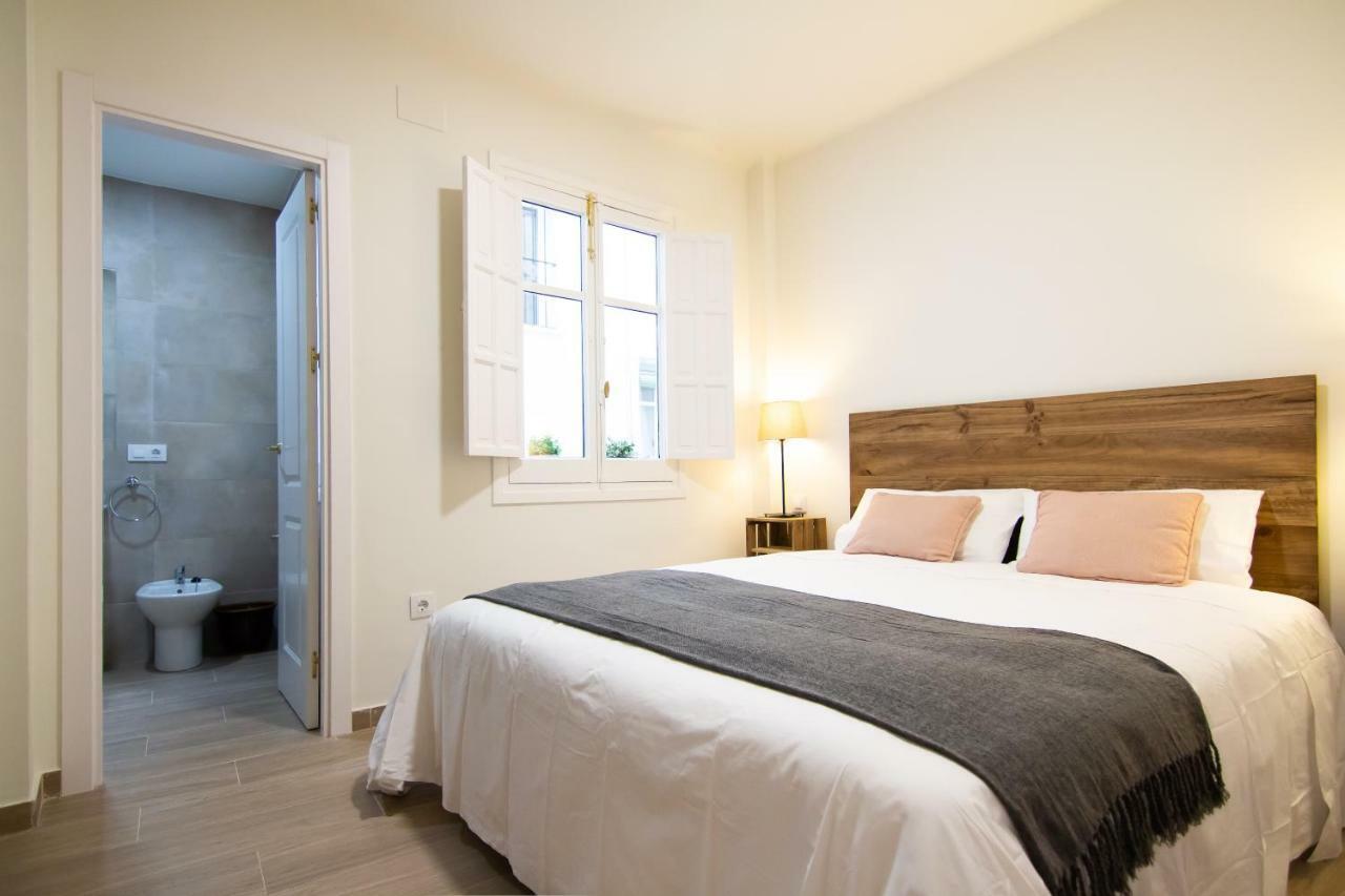 Alameda Mercado De Feria I - 2 Habitaciones Y 2 Banos เซบีญา ภายนอก รูปภาพ